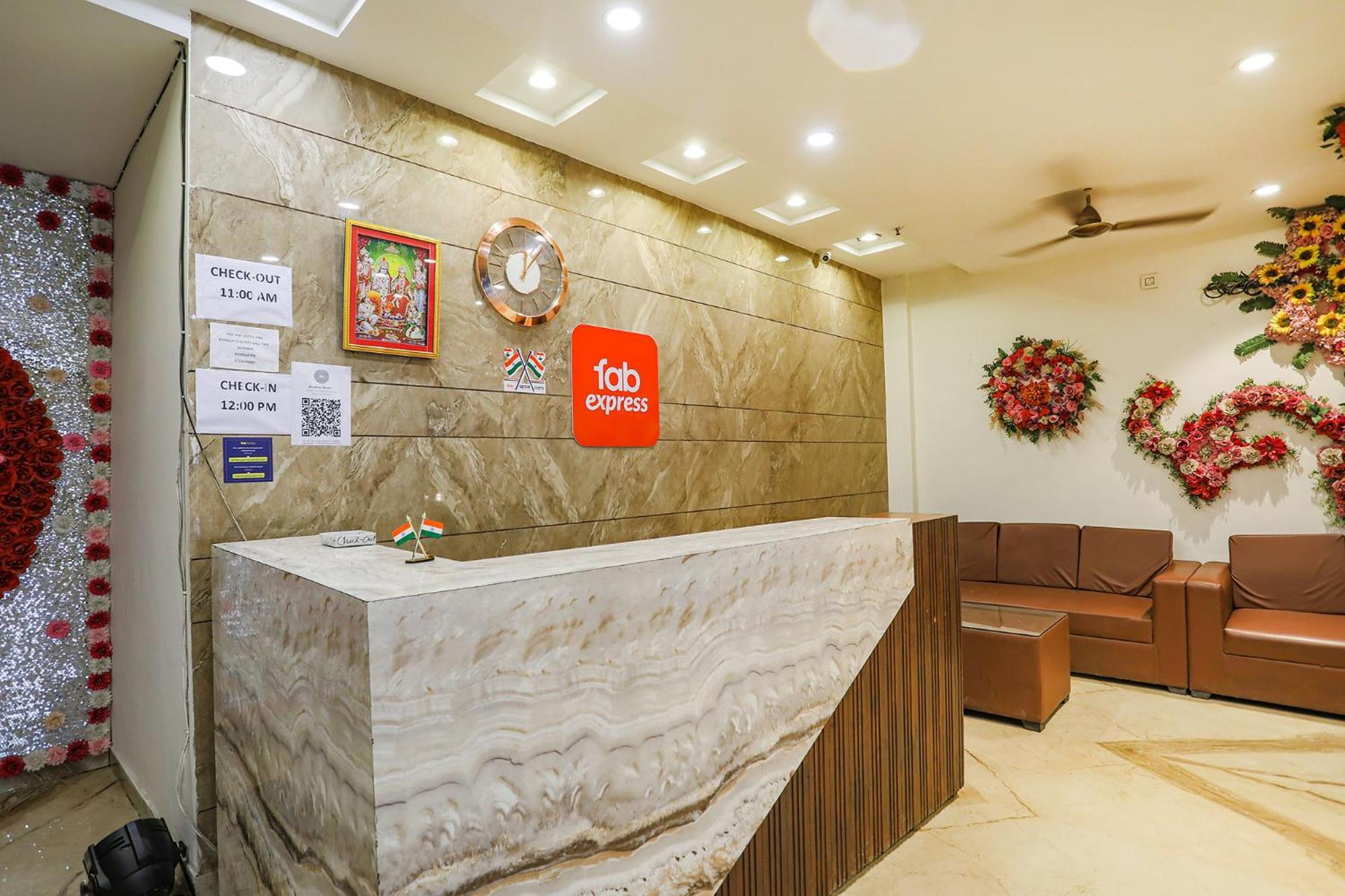 Fabhotel Kinsfolk Ghaziabad Exterior photo